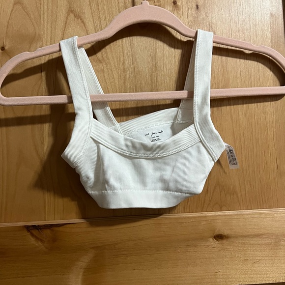 Urban Outfitters two sold out seamless bralettes - Picture 9 of 11